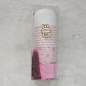 Sanrio Hello Kitty  16 OZ. Travel Disposable  Coffee Cups W/ Lids & Sleeves 10